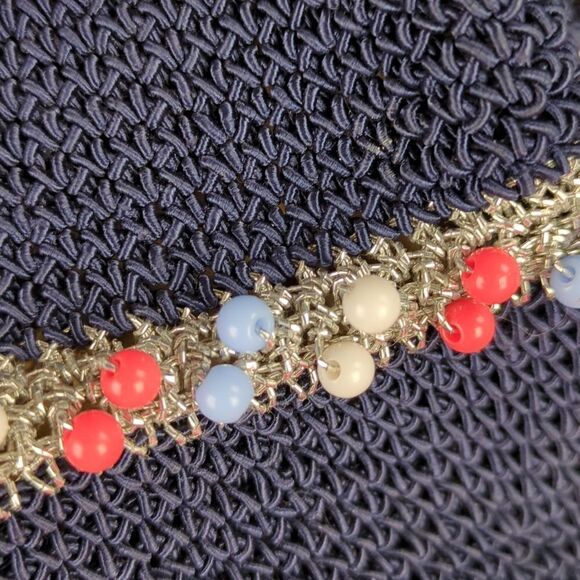 Vintage 40s or 50s Beaded, Crocheted  Handbag, With Authentic Era Accessories - Picture 3 of 15